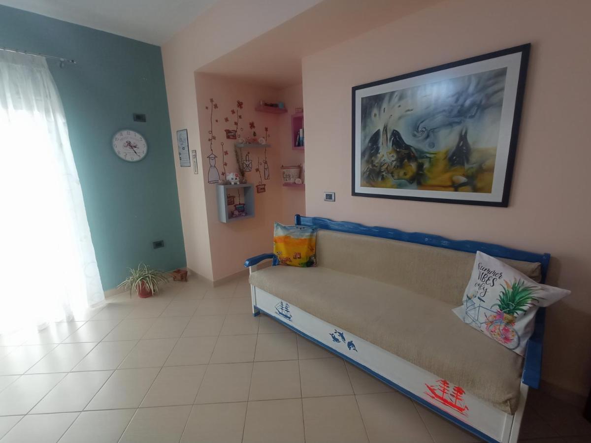 Sunny Apartment Sarandë Esterno foto